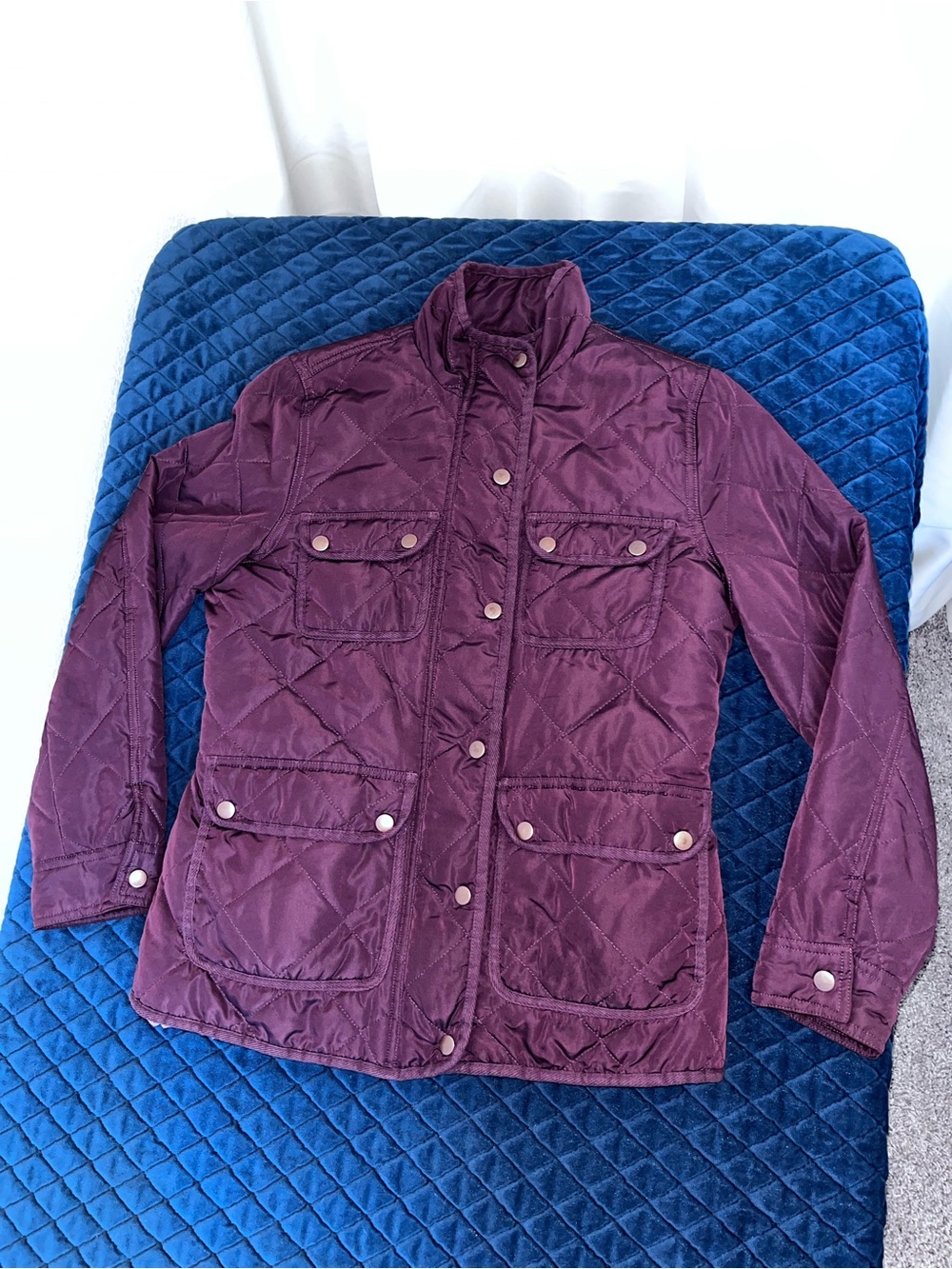 Purple Quilted Jacket Snap Buttons Fuzzy Inside Lining Women’s Small Puffer